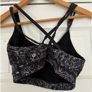 Black Lululemon racer back bra.